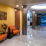 Otel Serrano 2*