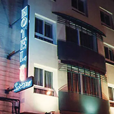 Hotel Serrano Cordova