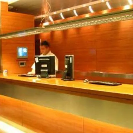 Otel Serrano
