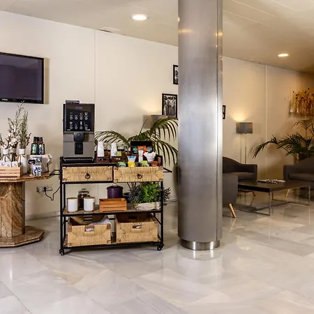 Hotel Serrano 2*
